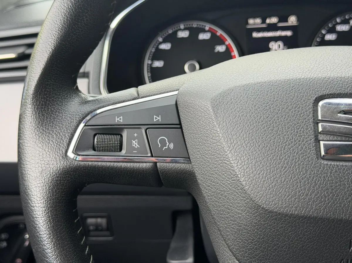 1.0 TSI Style Camera PDC Cruise Carplay Climate