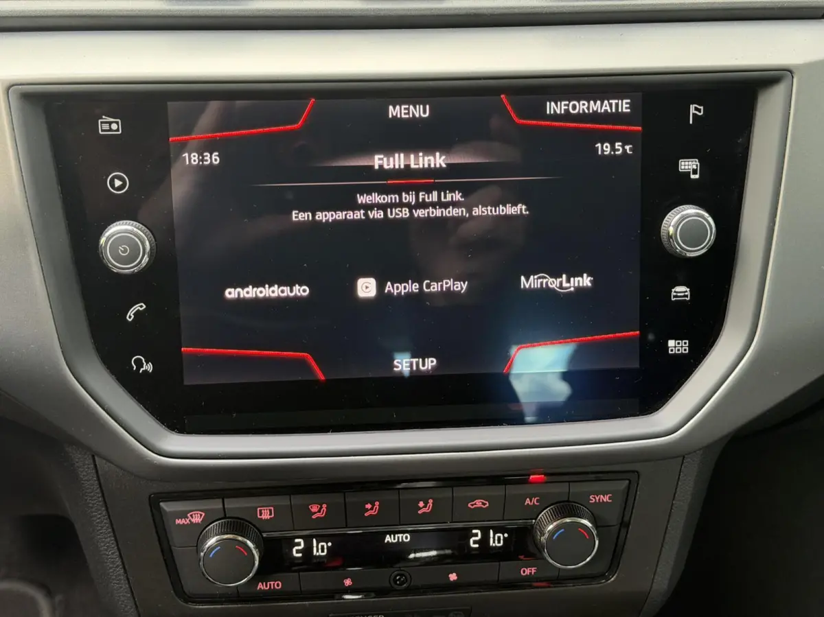 1.0 TSI Style Camera PDC Cruise Carplay Climate