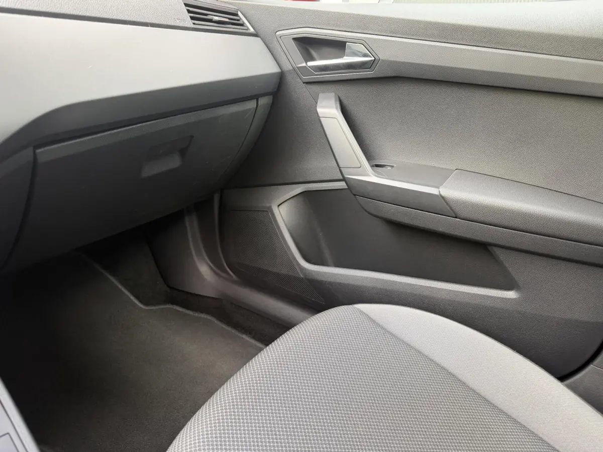 1.0 TSI Style Camera PDC Cruise Carplay Climate