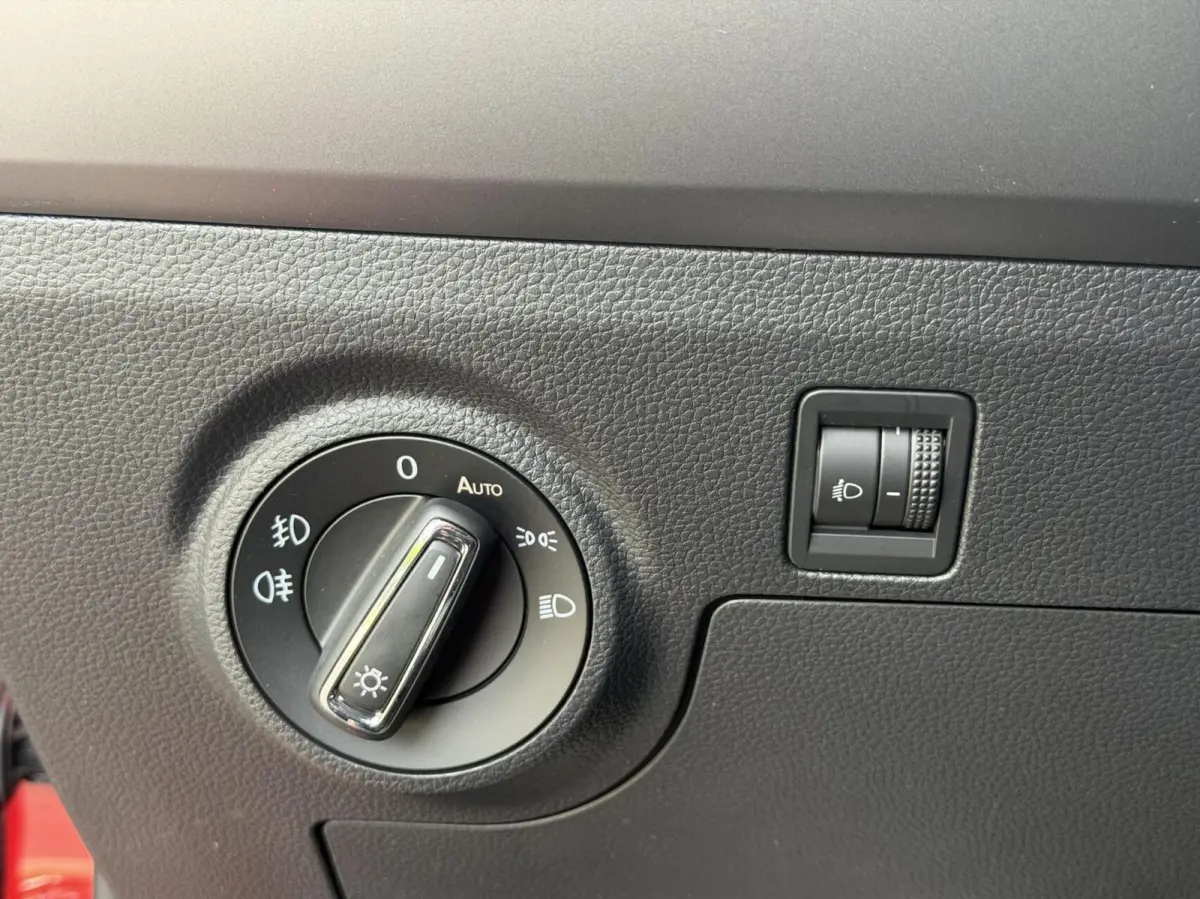1.0 TSI Style Camera PDC Cruise Carplay Climate