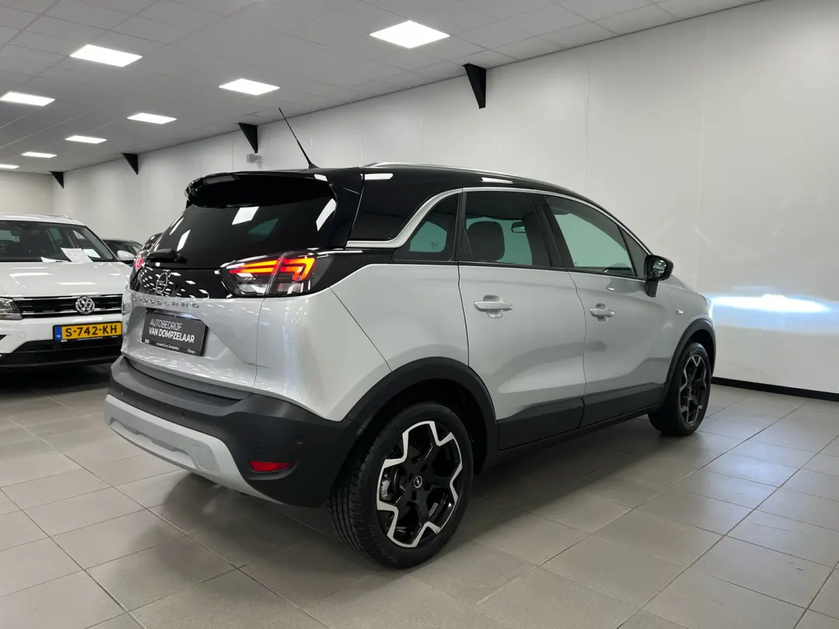 1.2 Turbo 110PK / ULTIMATE / NAVI / ALCANTARA / PDC /