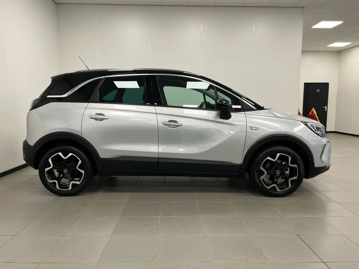 1.2 Turbo 110PK / ULTIMATE / NAVI / ALCANTARA / PDC /