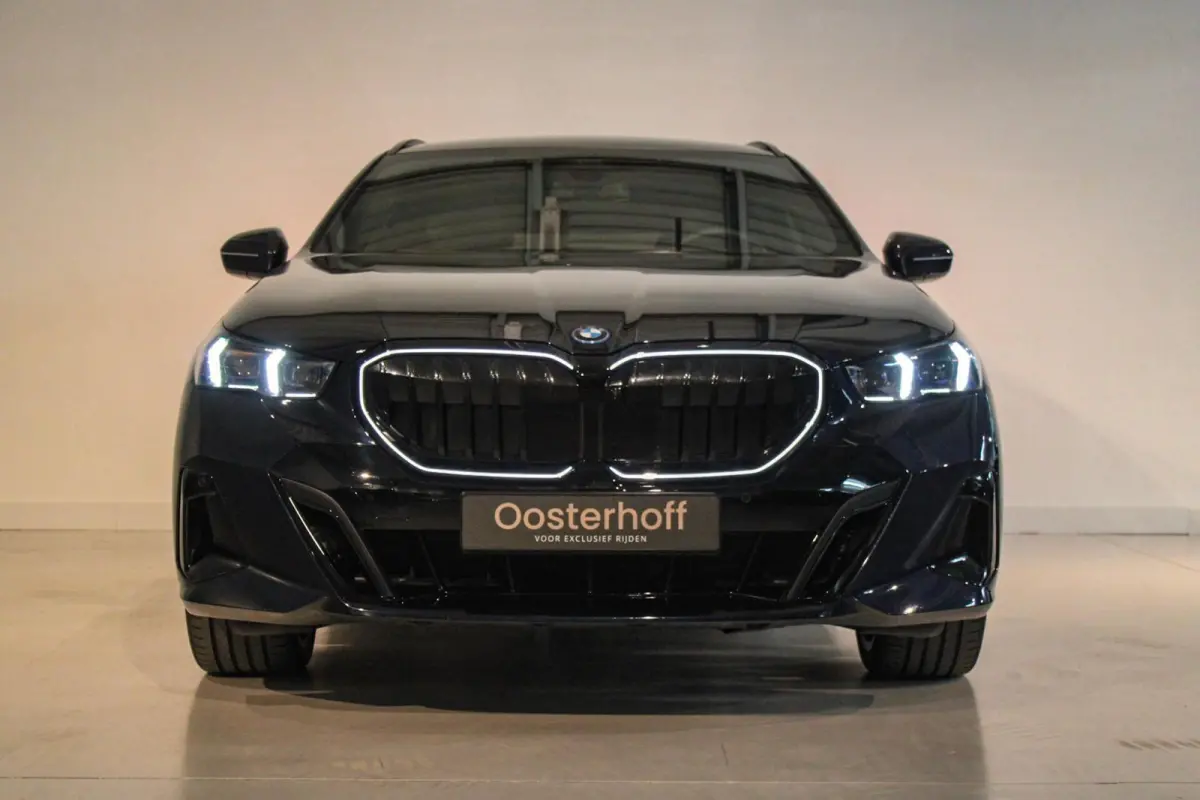 550e xDrive M-sport PANO | 4w-best | HUD