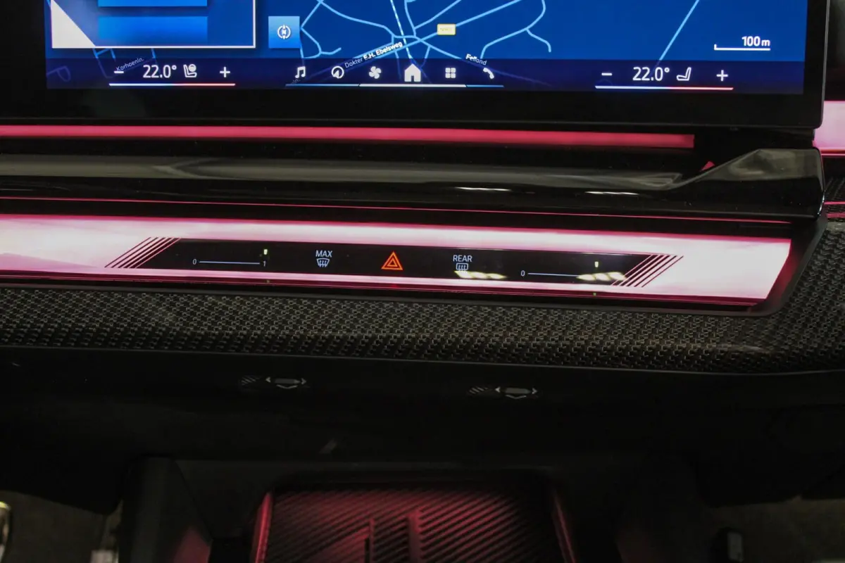 550e xDrive M-sport PANO | 4w-best | HUD