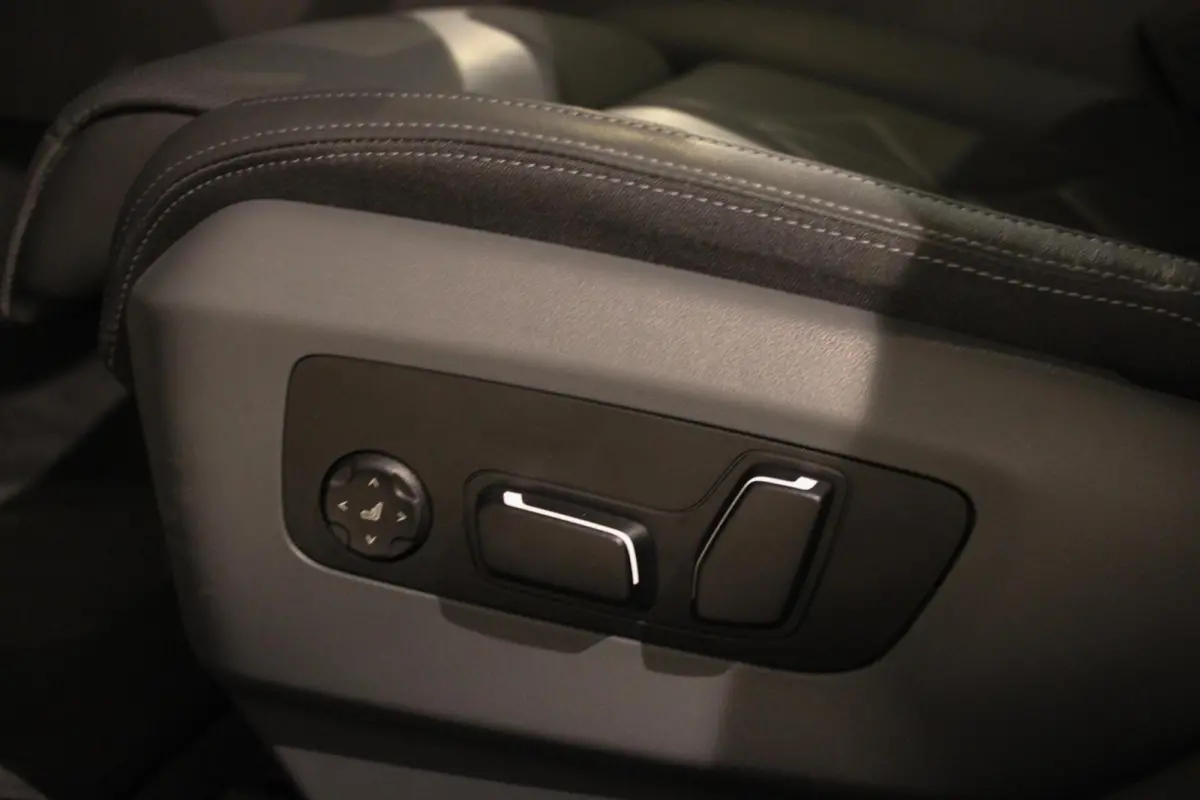 550e xDrive M-sport PANO | 4w-best | HUD