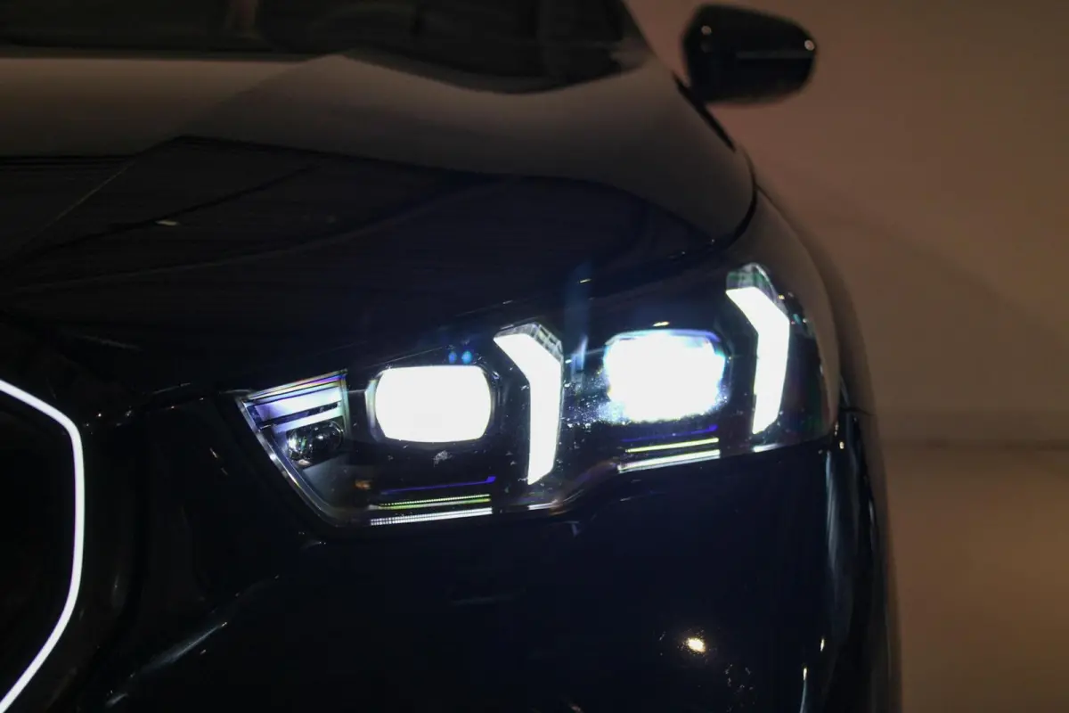 550e xDrive M-sport PANO | 4w-best | HUD