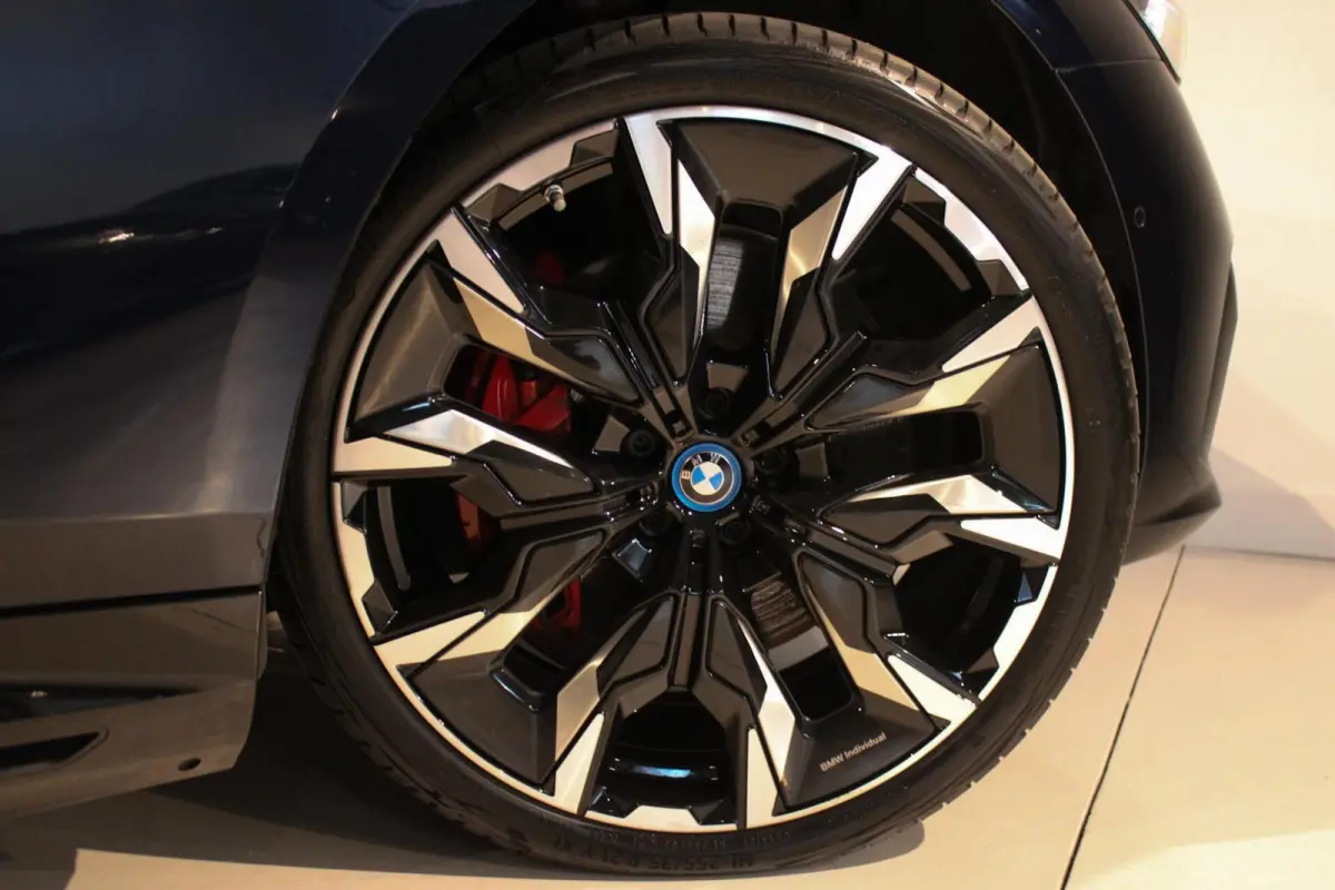 550e xDrive M-sport PANO | 4w-best | HUD