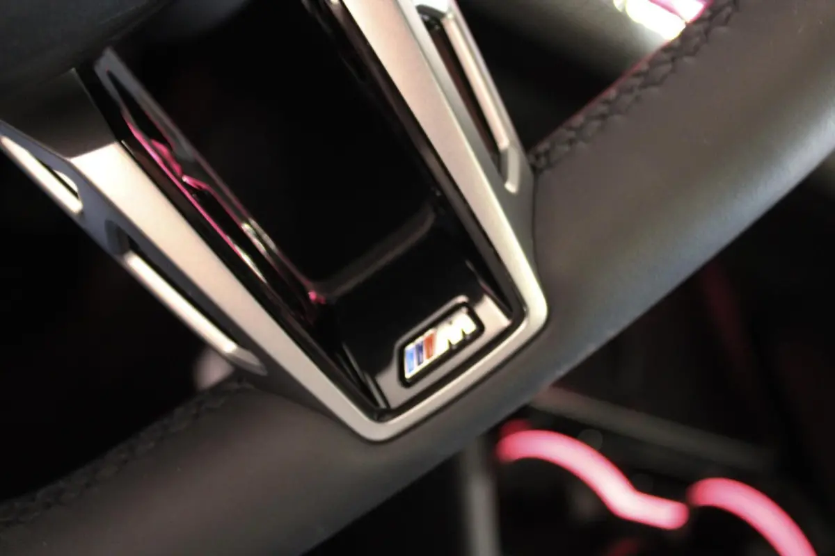550e xDrive M-sport PANO | 4w-best | HUD