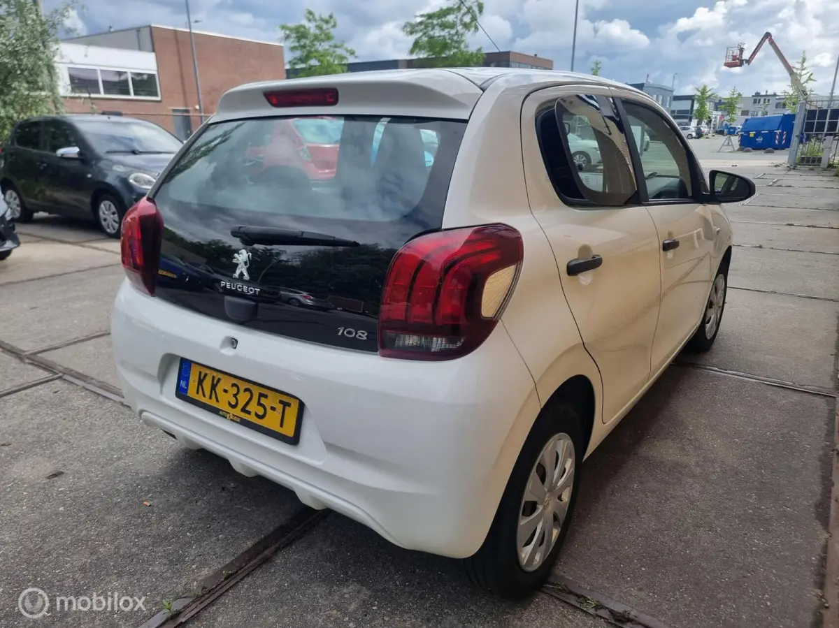 1.0 e-VTi Blue Lion NAP dealer onderhouden