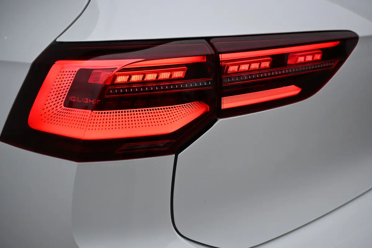 1.4 eHybrid GTE 245 pk Black Style IQ-Light | Pano | DSG | Apple-Carplay