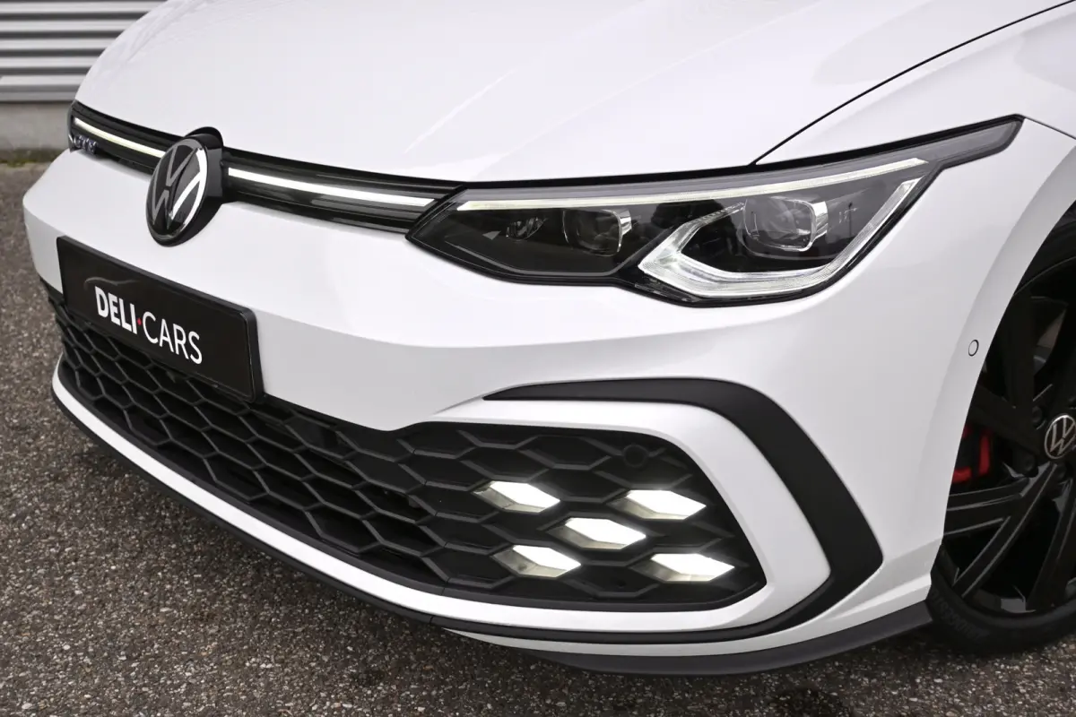 1.4 eHybrid GTE 245 pk Black Style IQ-Light | Pano | DSG | Apple-Carplay