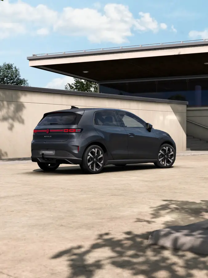 Style First Edition | Airconditioning automatisch, 2-zone (Climatronic) | Automatische afstandsregeling (Adaptive Cruise Control) | Diefstalalarm