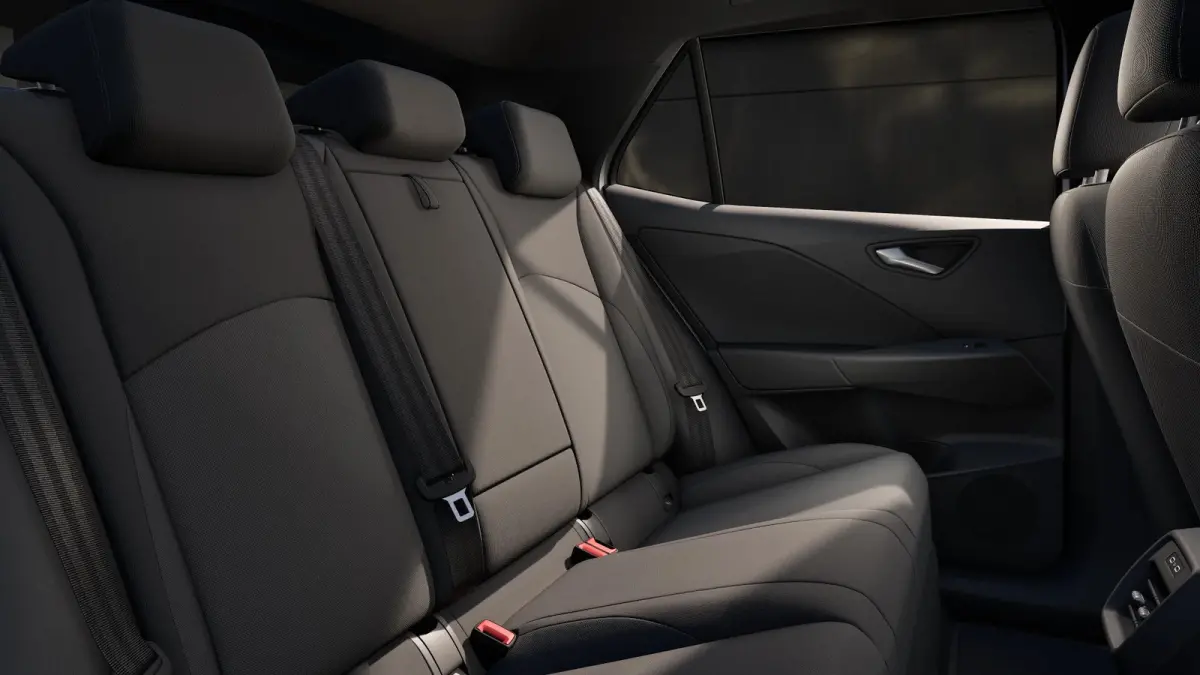 Life | Airconditioning automatisch, 2-zone (Climatronic) | Automatische afstandsregeling (Adaptive Cruise Control) | Buitenspiegels elektrisch instel-, verwarm- en inklapbaar