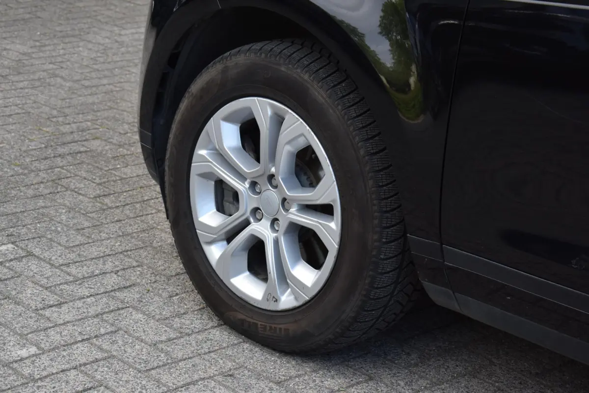 1.5 P300e AWD Autobiography Lane Pano Camera