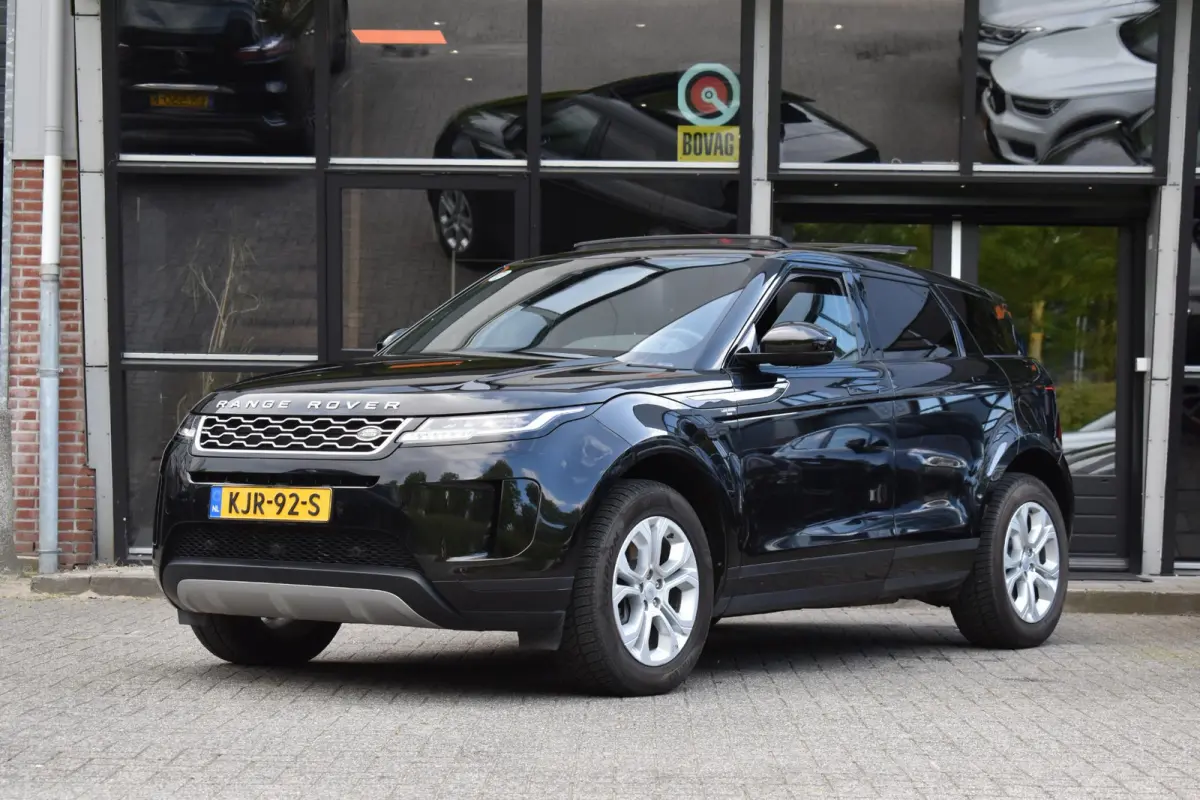 1.5 P300e AWD Autobiography Lane Pano Camera