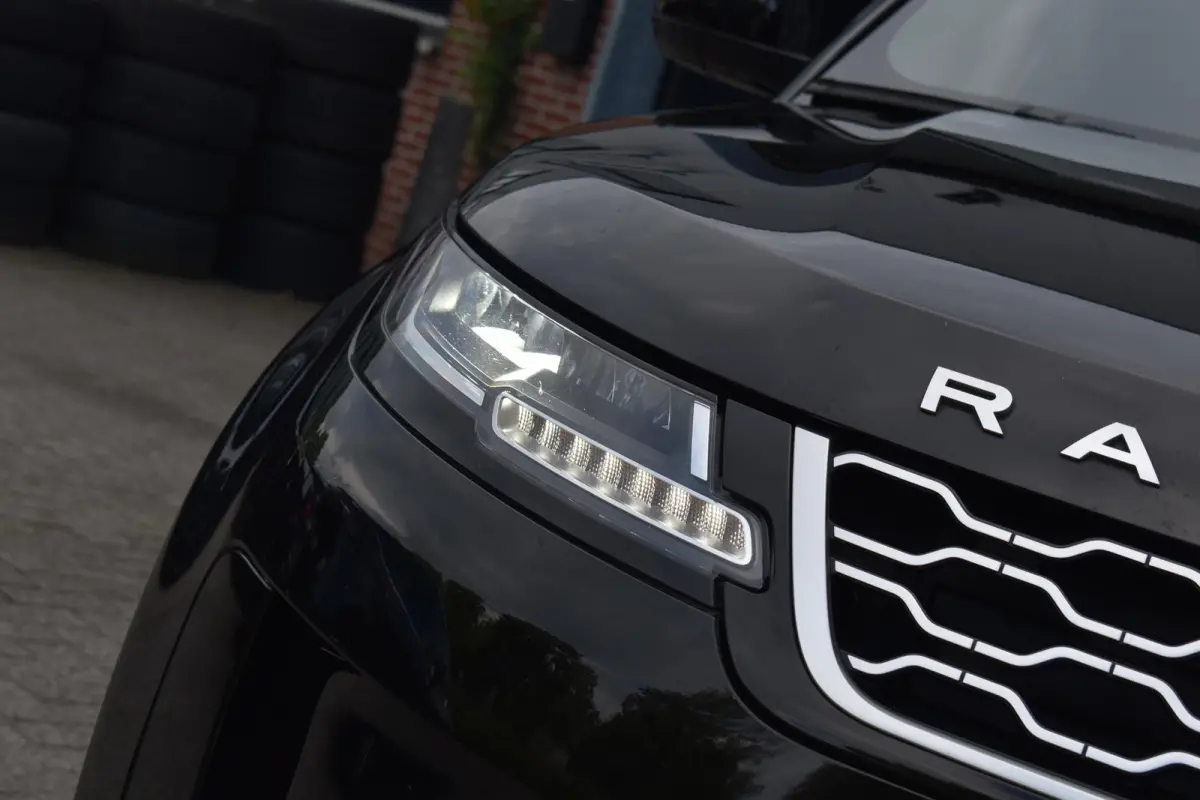 1.5 P300e AWD Autobiography Lane Pano Camera