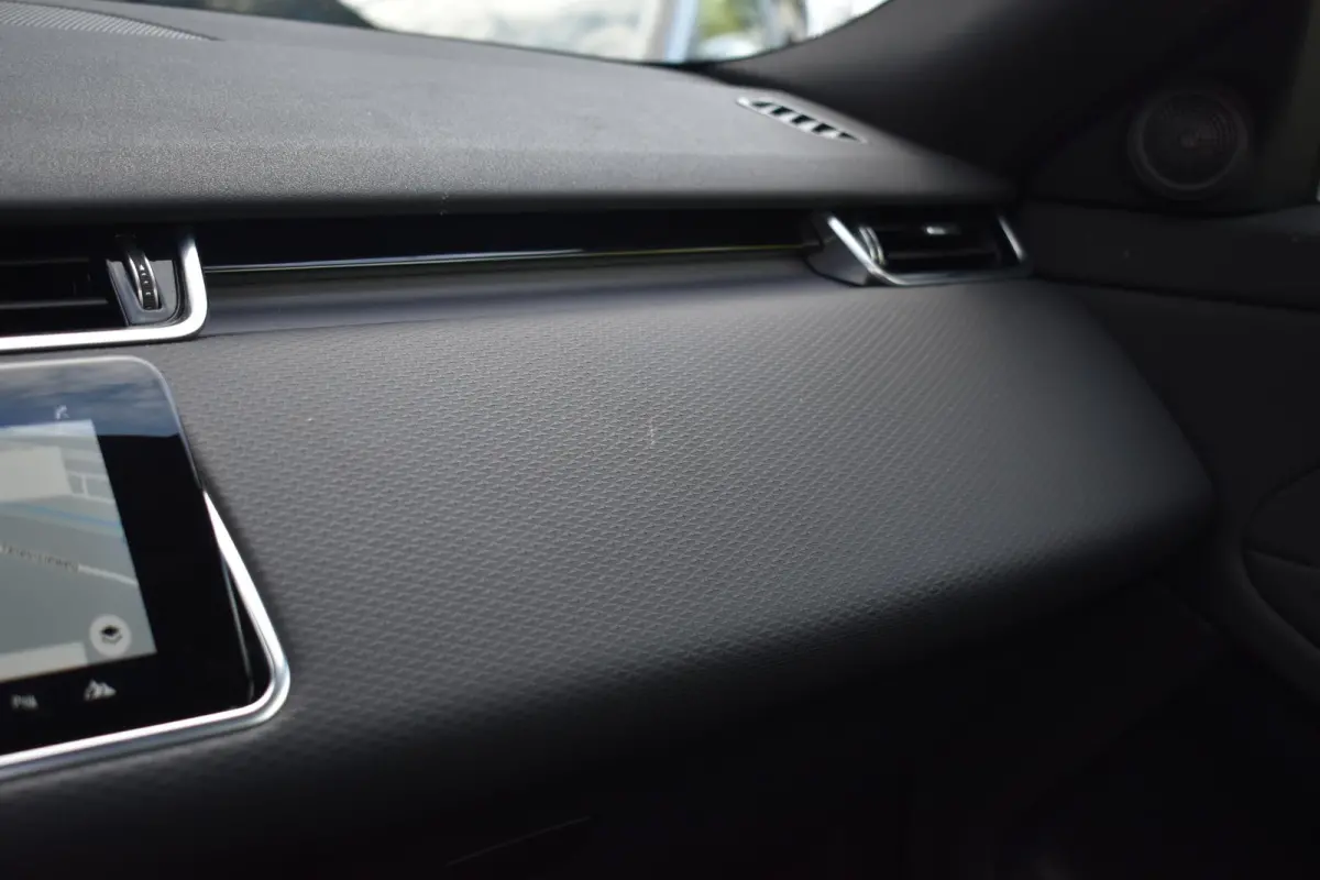 1.5 P300e AWD Autobiography Lane Pano Camera