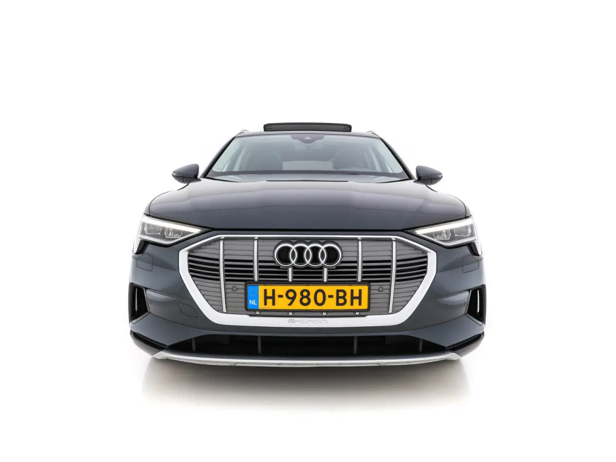 50 Quattro Advanced [ 3-Fase-11kW ]{ SoH-100% } INCL-BTW Aut. *HEATPUMP | PANO | LEATHER | DIGI-COCKPIT | FULL-LED | MEMORY-PACK |  KEYLESS | NAVI-FULLMAP | TOWBAR | SHIFTPADDLES | COMFORTSE