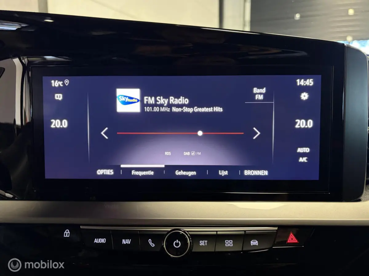 1.2 Level 4 LED / NAVI / CARPLAY / CRUISE / TREKHAAK / ALL SEASONS