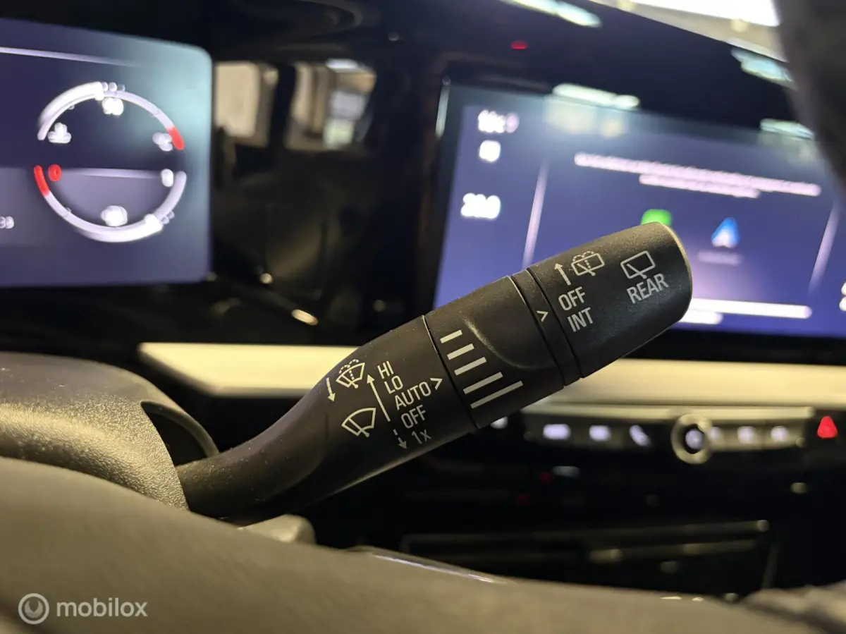 1.2 Level 4 LED / NAVI / CARPLAY / CRUISE / TREKHAAK / ALL SEASONS