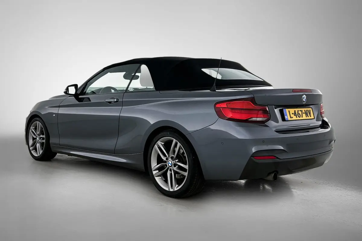 218i High Executive M-pakket (Volledig Dealer OnH, Camera, StoelV, Harman/ Kardon, Navi Pro, Lane Assist, Etc)