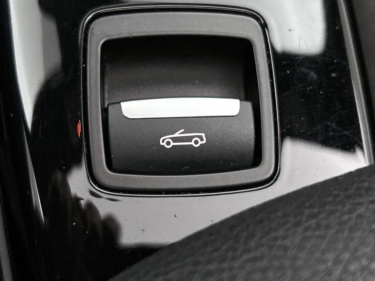 218i High Executive M-pakket (Volledig Dealer OnH, Camera, StoelV, Harman/ Kardon, Navi Pro, Lane Assist, Etc)