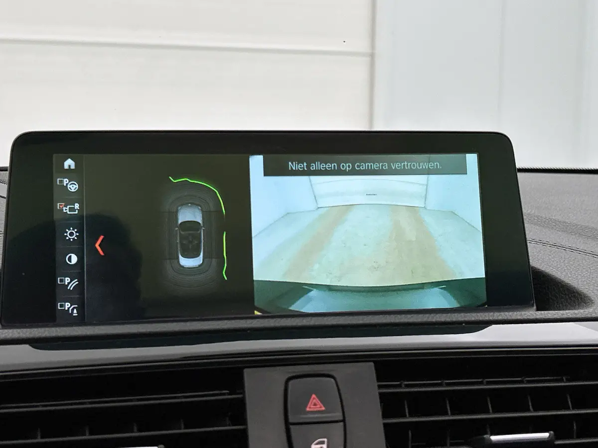 218i High Executive M-pakket (Volledig Dealer OnH, Camera, StoelV, Harman/ Kardon, Navi Pro, Lane Assist, Etc)