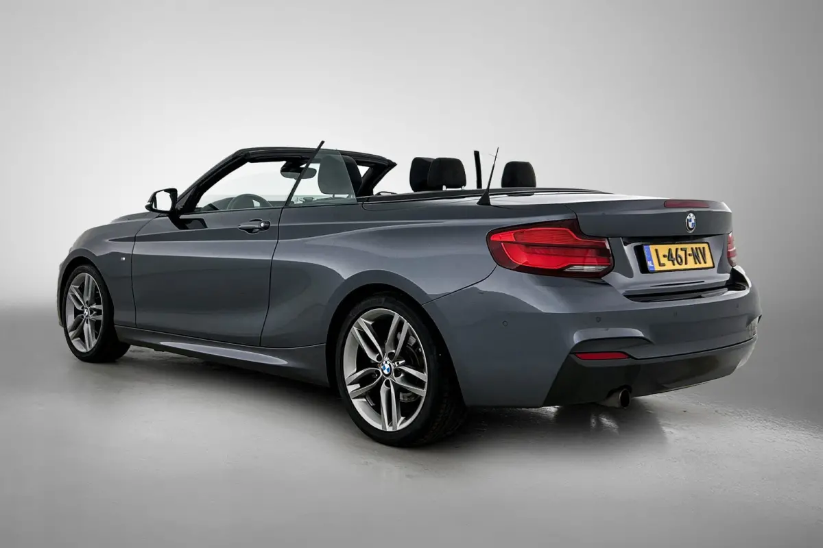 218i High Executive M-pakket (Volledig Dealer OnH, Camera, StoelV, Harman/ Kardon, Navi Pro, Lane Assist, Etc)