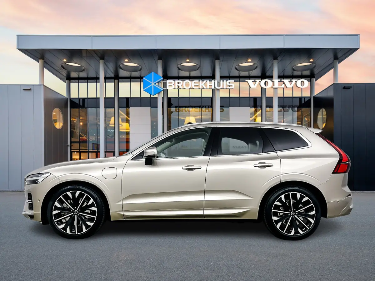 T8 Recharge Ultra Bright Excecutive | 21" | Luchtvering | Geventileerd Nappa | Massagestoelen | Bowers & Wilkins | Gelaagd & Getint Glas | Panoramadak | Head-Up | 360 Camera | Elektr. verst.