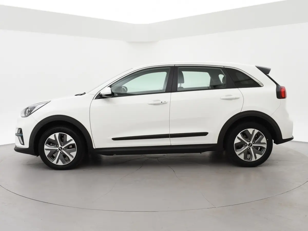 39 KWH *100% SOH* + CARPLAY | ADAPTIVE CRUISE | CAMERA | DAB