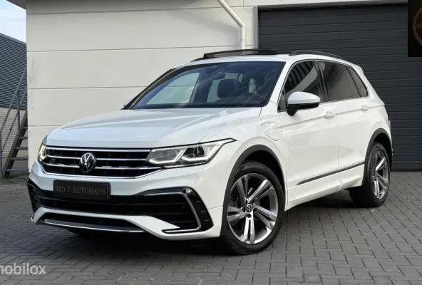 1.4 TSI eHybrid 3x R-Line panodak camera