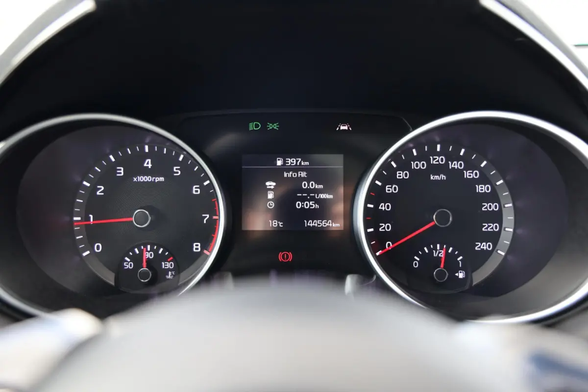 1.0 T-GDI GT-Line|Panorama|Camera|Navi|Apple carplay/Android auto|