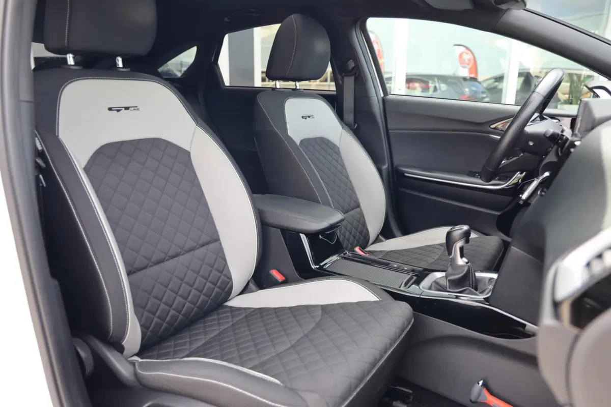 1.0 T-GDI GT-Line|Panorama|Camera|Navi|Apple carplay/Android auto|