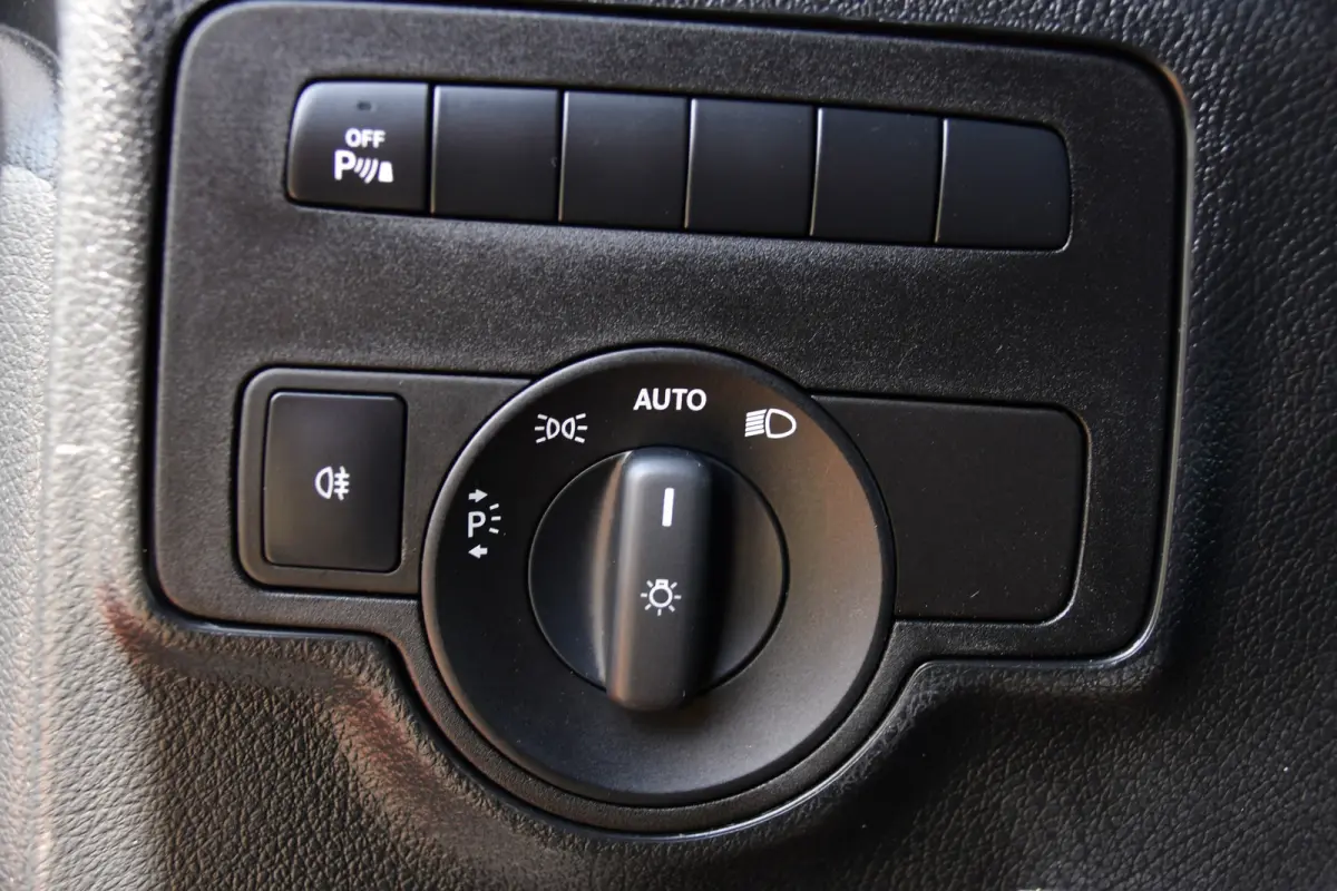 116 CDI L2 PB Edition Camera, Cruise, Carplay, LED, 164pk, Automaat, Multimedia, Uniek!
