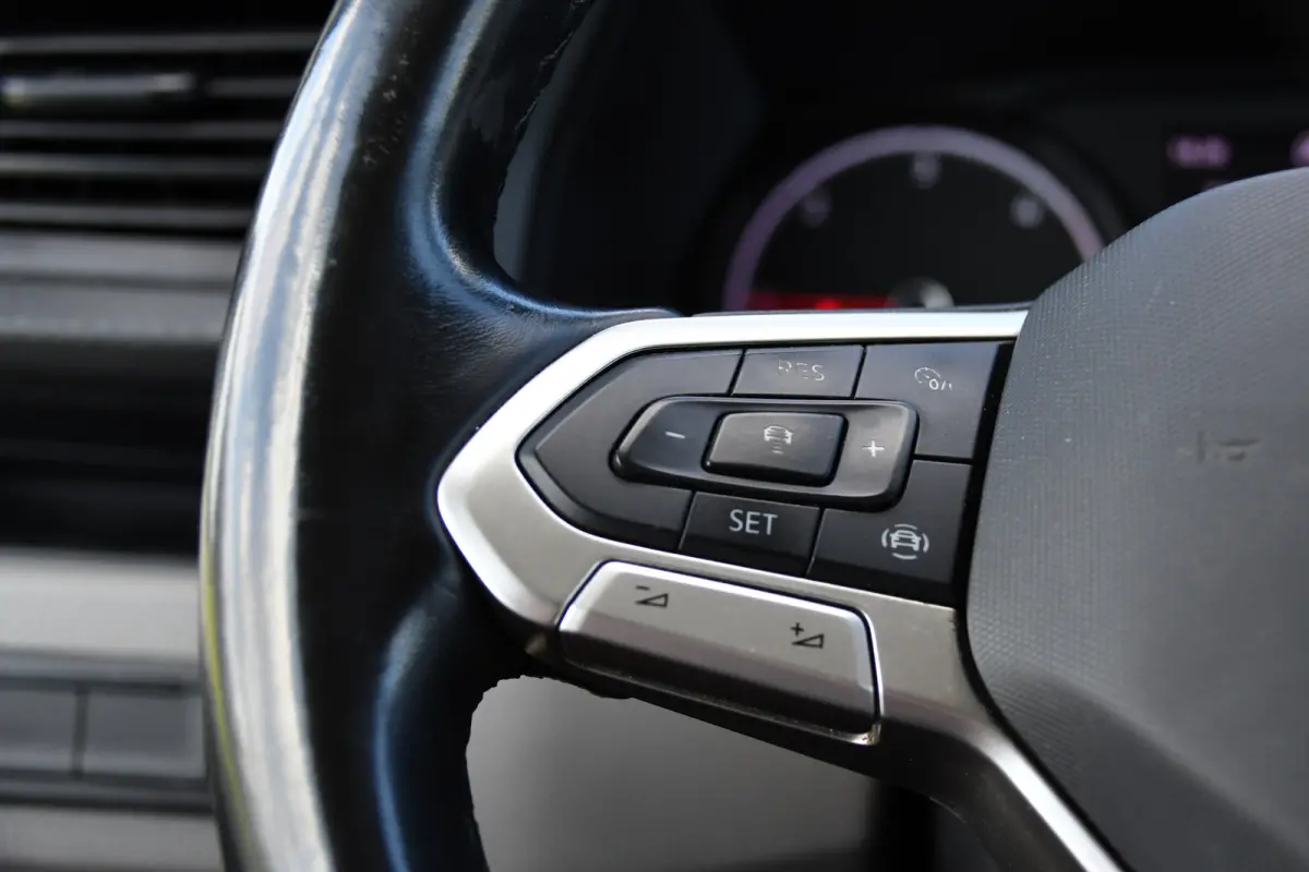 2.0 TDI L1H1 30 Bulli Edition Adaptieve Cruise, Camera, Carplay, LED, Stoelverwarming, Standkachel, 150pk, Trekhaak, Uniek!