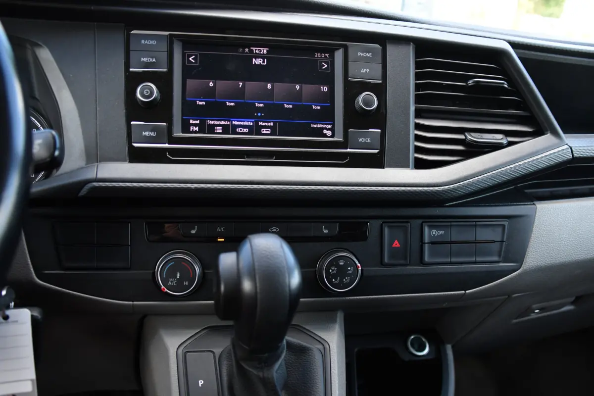 2.0 TDI L1H1 30 Bulli Edition Adaptieve Cruise, Camera, Carplay, LED, Stoelverwarming, Standkachel, 150pk, Trekhaak, Uniek!