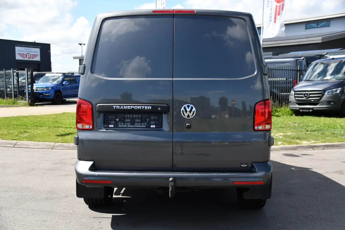 2.0 TDI L1H1 30 Bulli Edition Adaptieve Cruise, Camera, Carplay, LED, Stoelverwarming, Standkachel, 150pk, Trekhaak, Uniek!