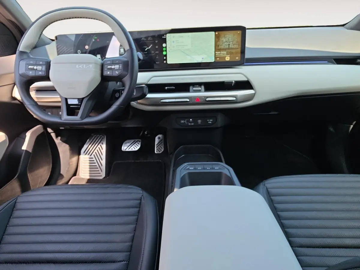 GT-Line Business Edition 81.4 kWh | Keyless | Adaptive cruise control | Stoel + Stuur verwarming | Navigatie | Apple Carplay/Android Auto