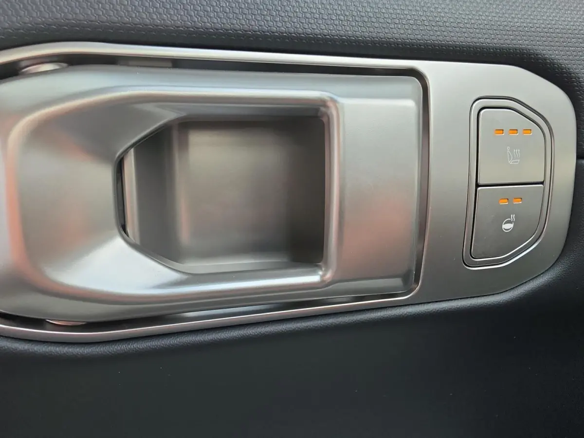 GT-Line Business Edition 81.4 kWh | Keyless | Adaptive cruise control | Stoel + Stuur verwarming | Navigatie | Apple Carplay/Android Auto