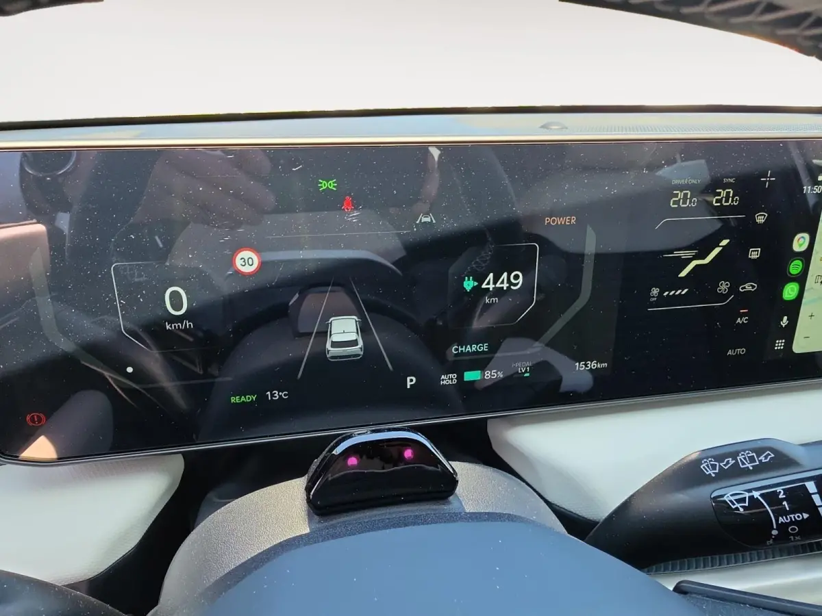 GT-Line Business Edition 81.4 kWh | Keyless | Adaptive cruise control | Stoel + Stuur verwarming | Navigatie | Apple Carplay/Android Auto