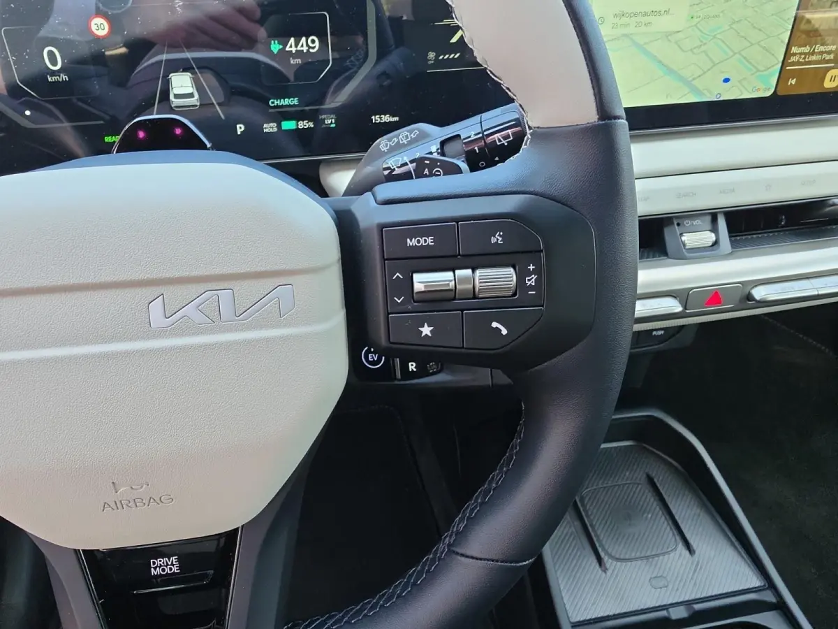 GT-Line Business Edition 81.4 kWh | Keyless | Adaptive cruise control | Stoel + Stuur verwarming | Navigatie | Apple Carplay/Android Auto
