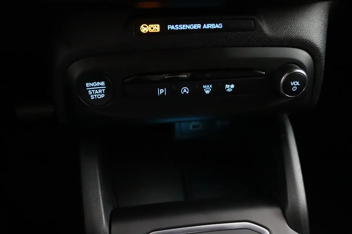 1.0 EcoBoost 155pk Automaat Hybrid ST Line | Winterpack | Navigatie | CarPlay/Android Auto | Cruise Control | LED | DAB | Sync 4 | Groot Scherm