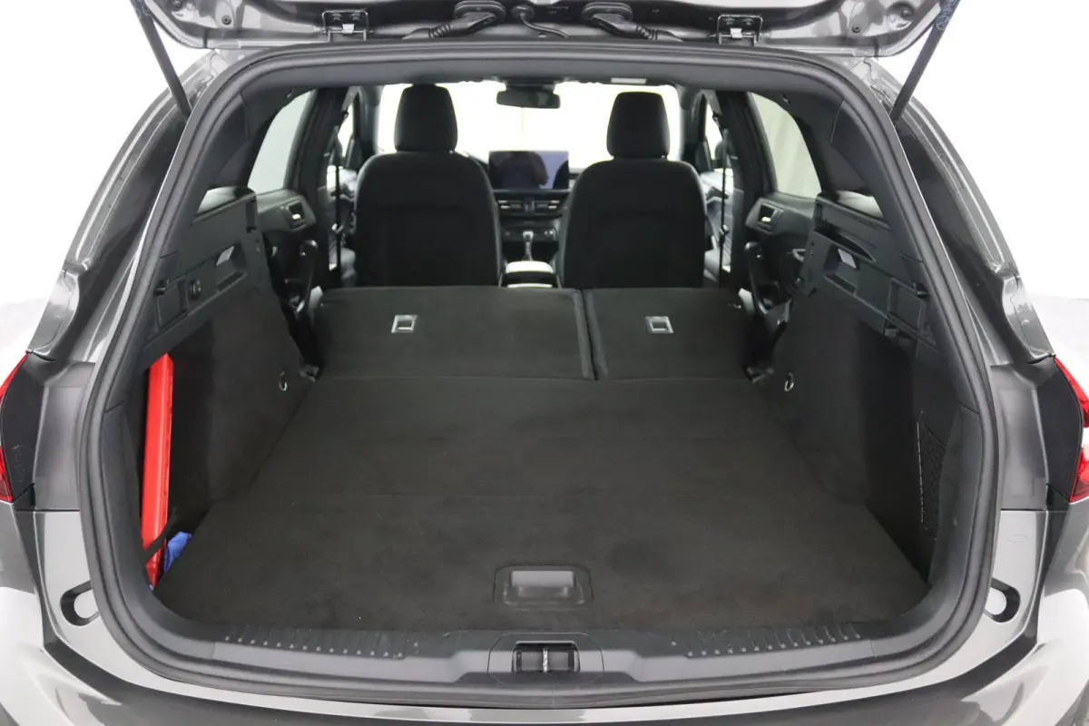 1.0 EcoBoost 155pk Automaat Hybrid ST Line | Winterpack | Navigatie | CarPlay/Android Auto | Cruise Control | LED | DAB | Sync 4 | Groot Scherm