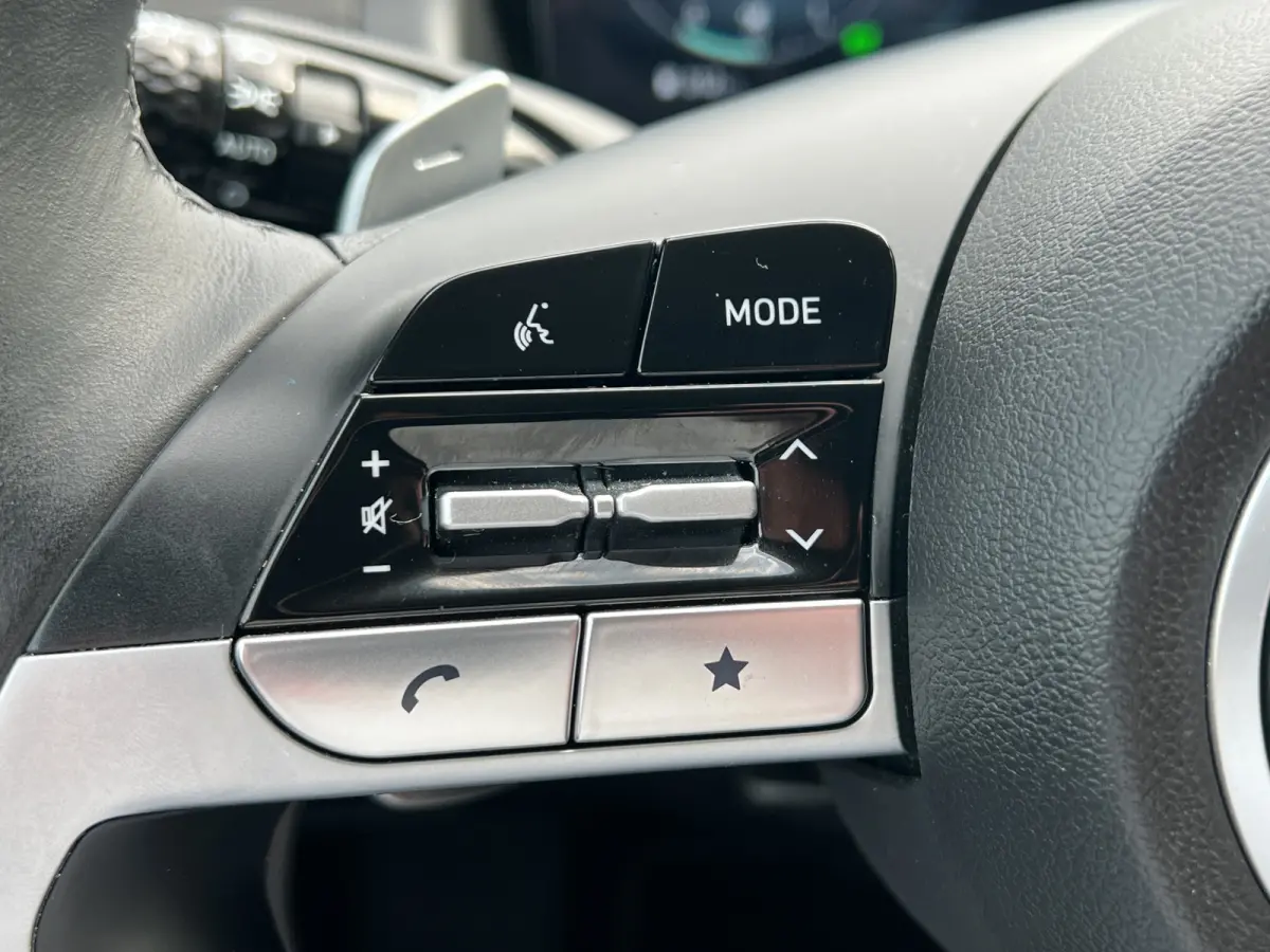 1.6 T-GDI 265pk PHEV Comfort Smart 4WD | Climate | Camera | Carplay | Keyless | Navigatie | Full - Led | Elek. Klep | Winterpakket | 19" Lichtmetaal | Krell Audio | Digitale Cockpit | Parkee