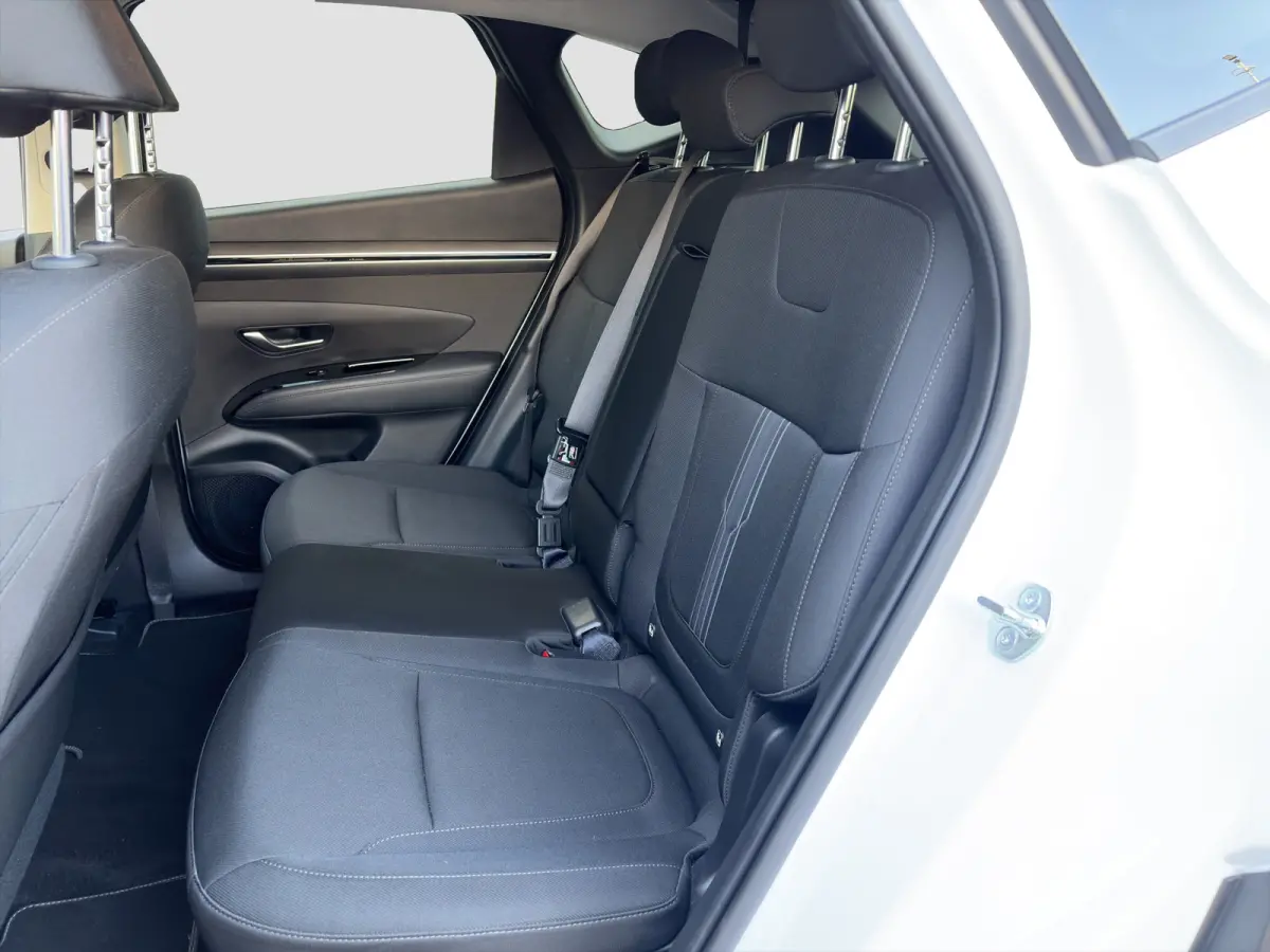 1.6 T-GDI 265pk PHEV Comfort Smart 4WD | Climate | Camera | Carplay | Keyless | Navigatie | Full - Led | Elek. Klep | Winterpakket | 19" Lichtmetaal | Krell Audio | Digitale Cockpit | Parkee