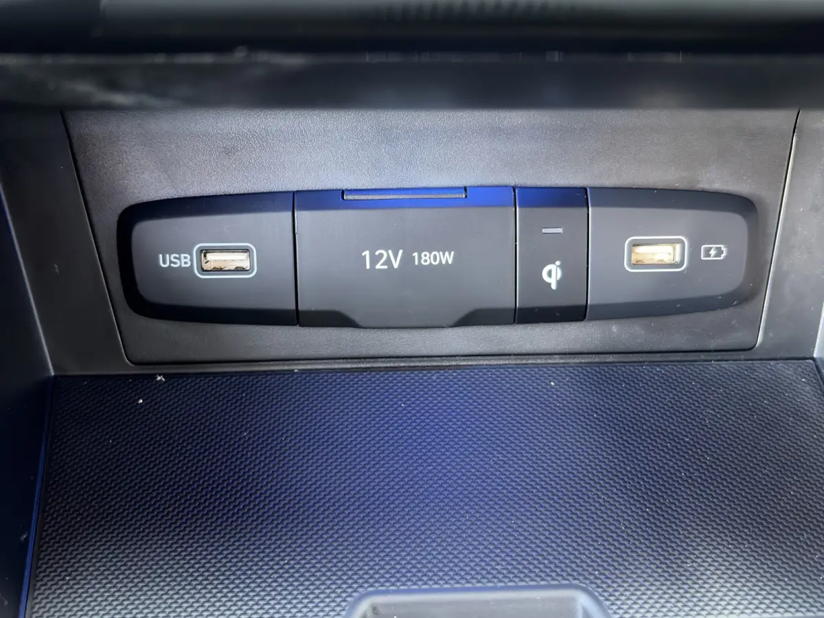 1.6 T-GDI 265pk PHEV Comfort Smart 4WD | Climate | Camera | Carplay | Keyless | Navigatie | Full - Led | Elek. Klep | Winterpakket | 19" Lichtmetaal | Krell Audio | Digitale Cockpit | Parkee