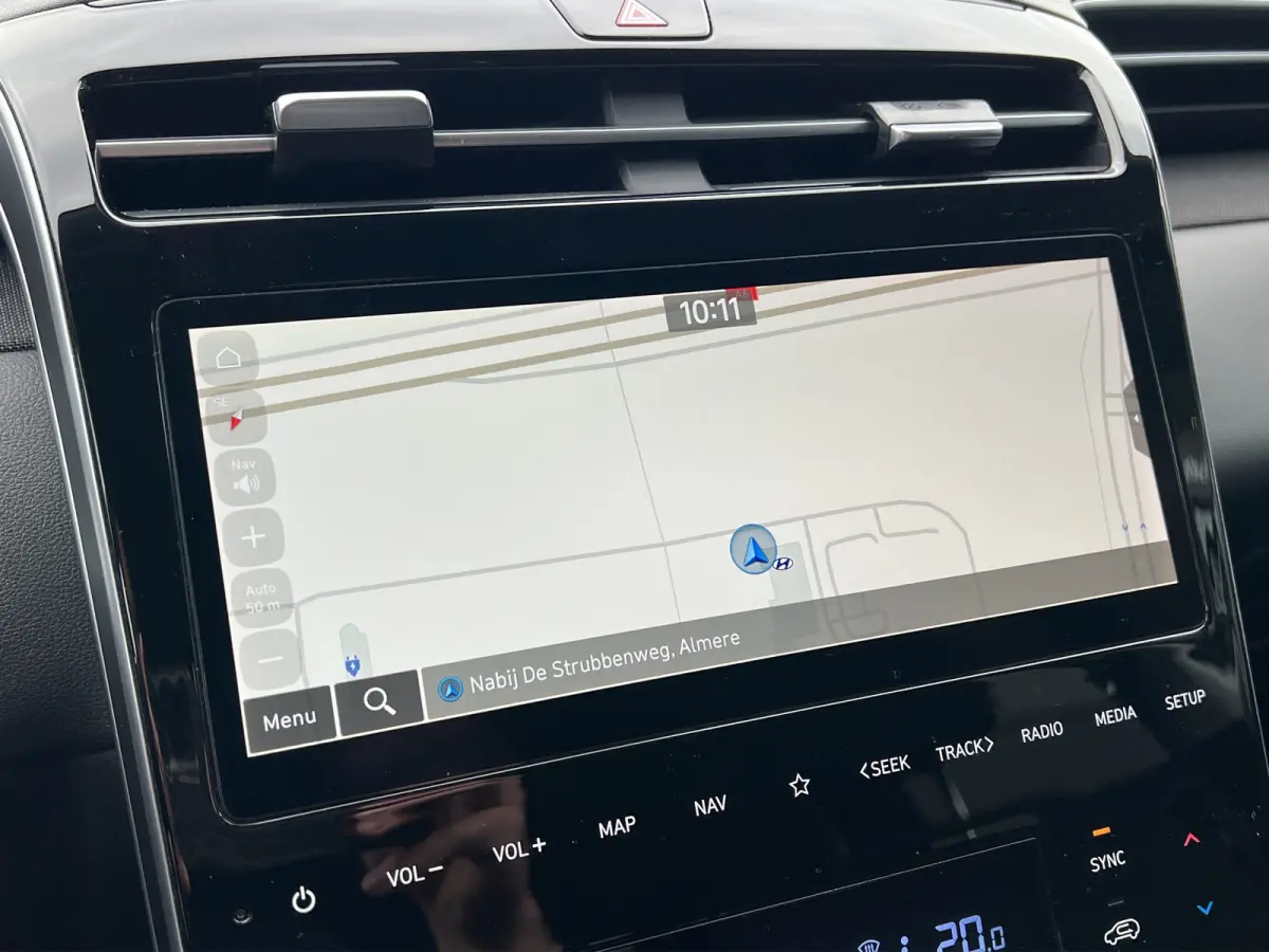 1.6 T-GDI PHEV Comfort Smart 4WD | Climate | Camera | Carplay | Keyless | Navigatie | Full - Led | Elek. Klep | Winterpakket | 19" Lichtmetaal | Digitale Cockpit | Parkeer Assistent | Adapt.