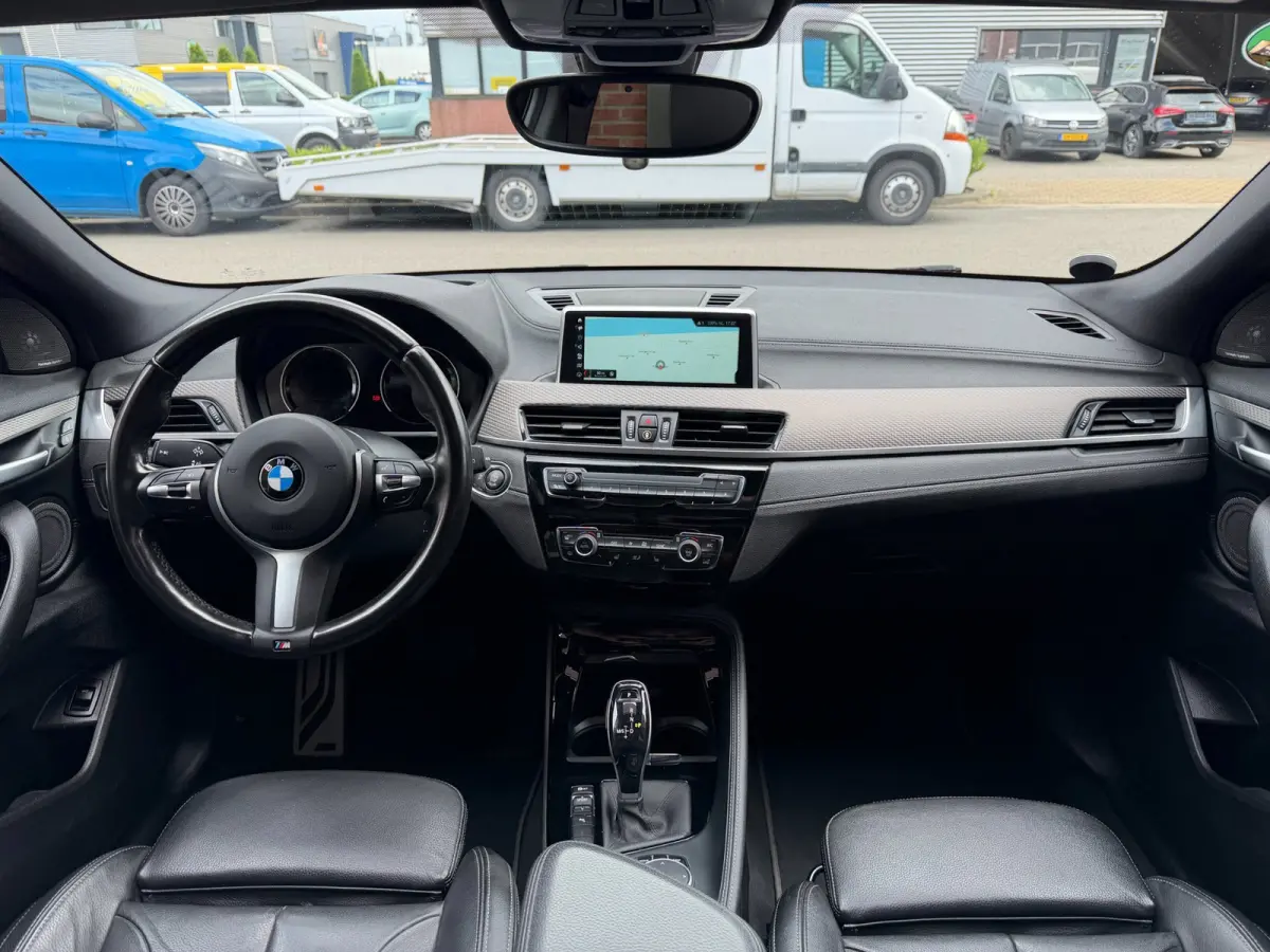 SDrive20i M-Sport LED Pano Leder Camera Head-up H/K