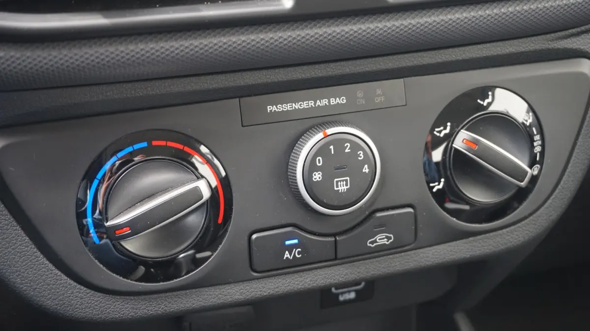 1.0 Comfort Apple Carplay/Android Auto