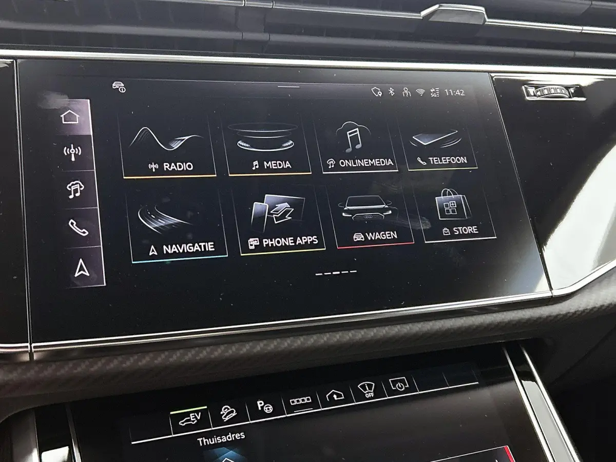 60 TFSI e quattro Pro Line S Competition 490 PK | S-line | 360 Camera | Panoramadak | Vierwielbesturing | Bang & Olufsen Advanced 3D | Climate Control | Navigatie | Trekhaak | Stoelverwarmin